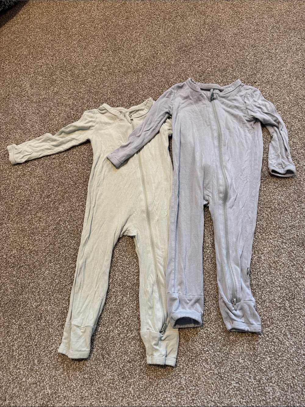 Kyte Baby One-Piece Zip Sleepwear Set of 2